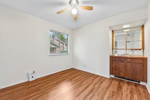 W Braker Ln B-S1707-019.jpg