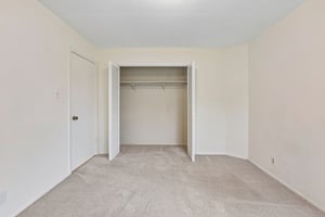 W Braker Ln B-S1707-026.jpg