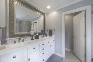  Photo 23