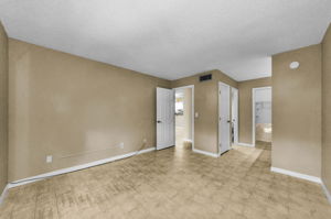 Primary Bedroom 1c