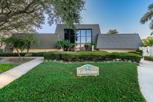 3-Lakehouse