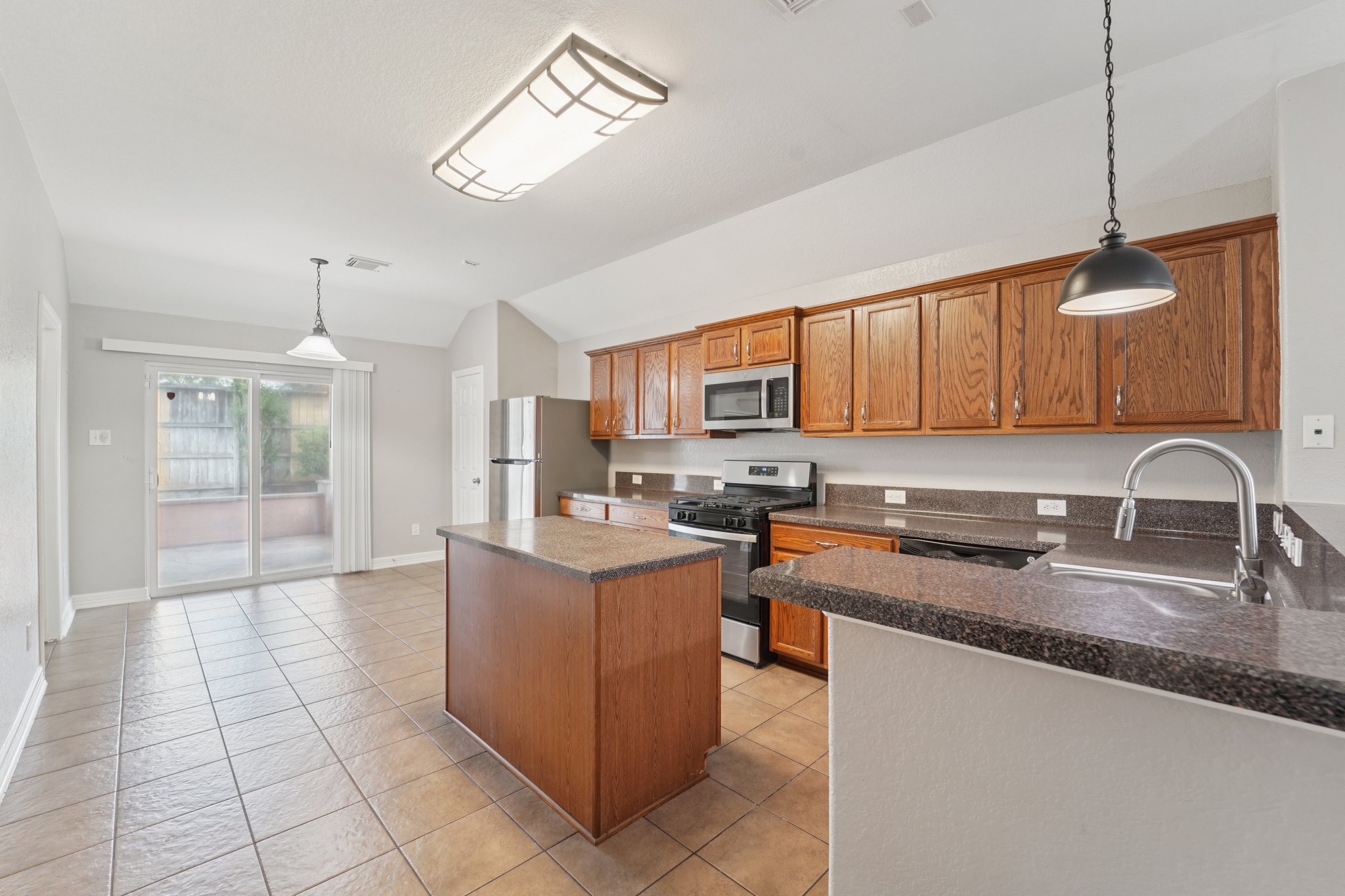 Brayford Pl Dr-S1204-007.jpg