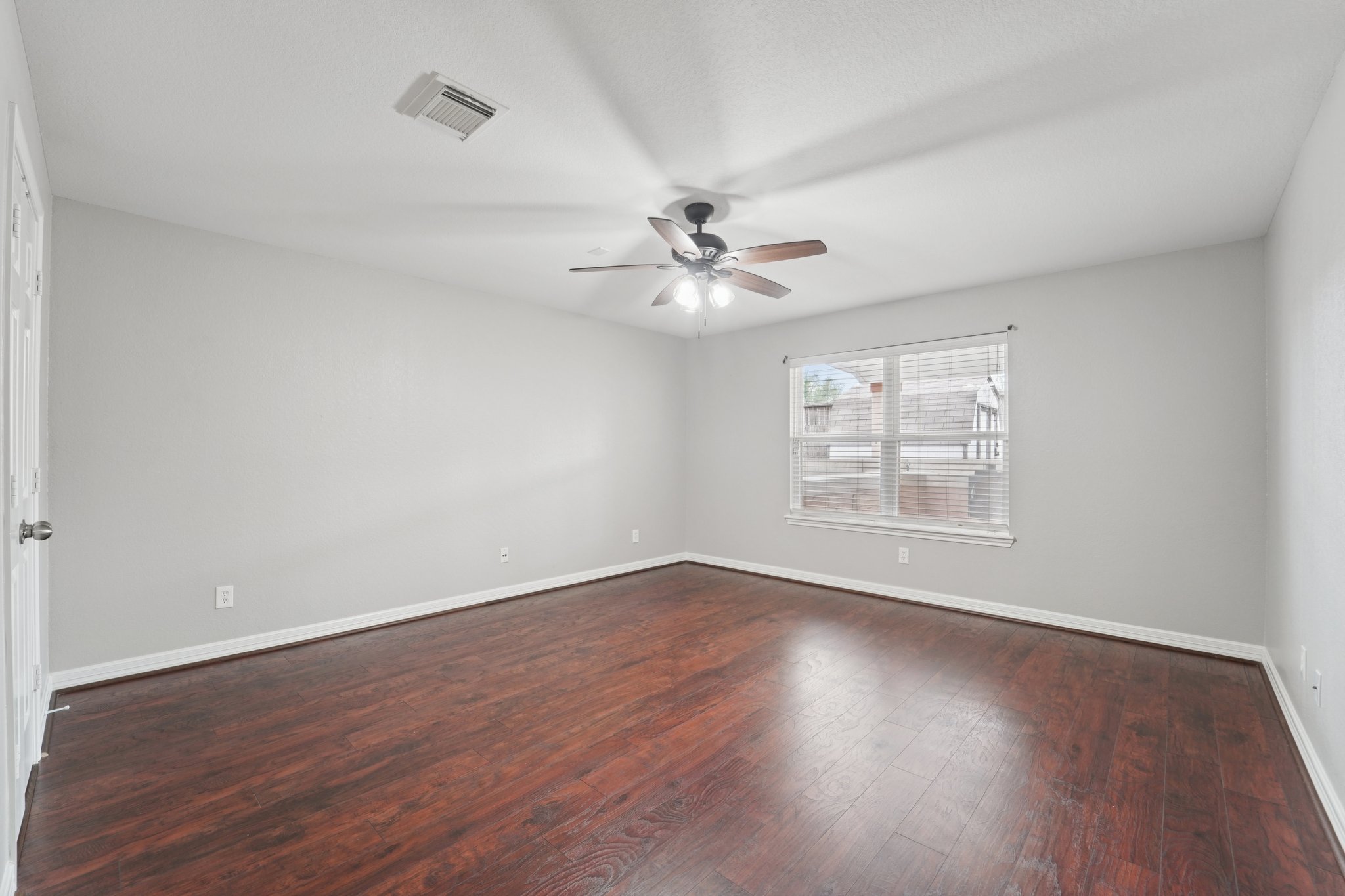 Brayford Pl Dr-S1204-010.jpg