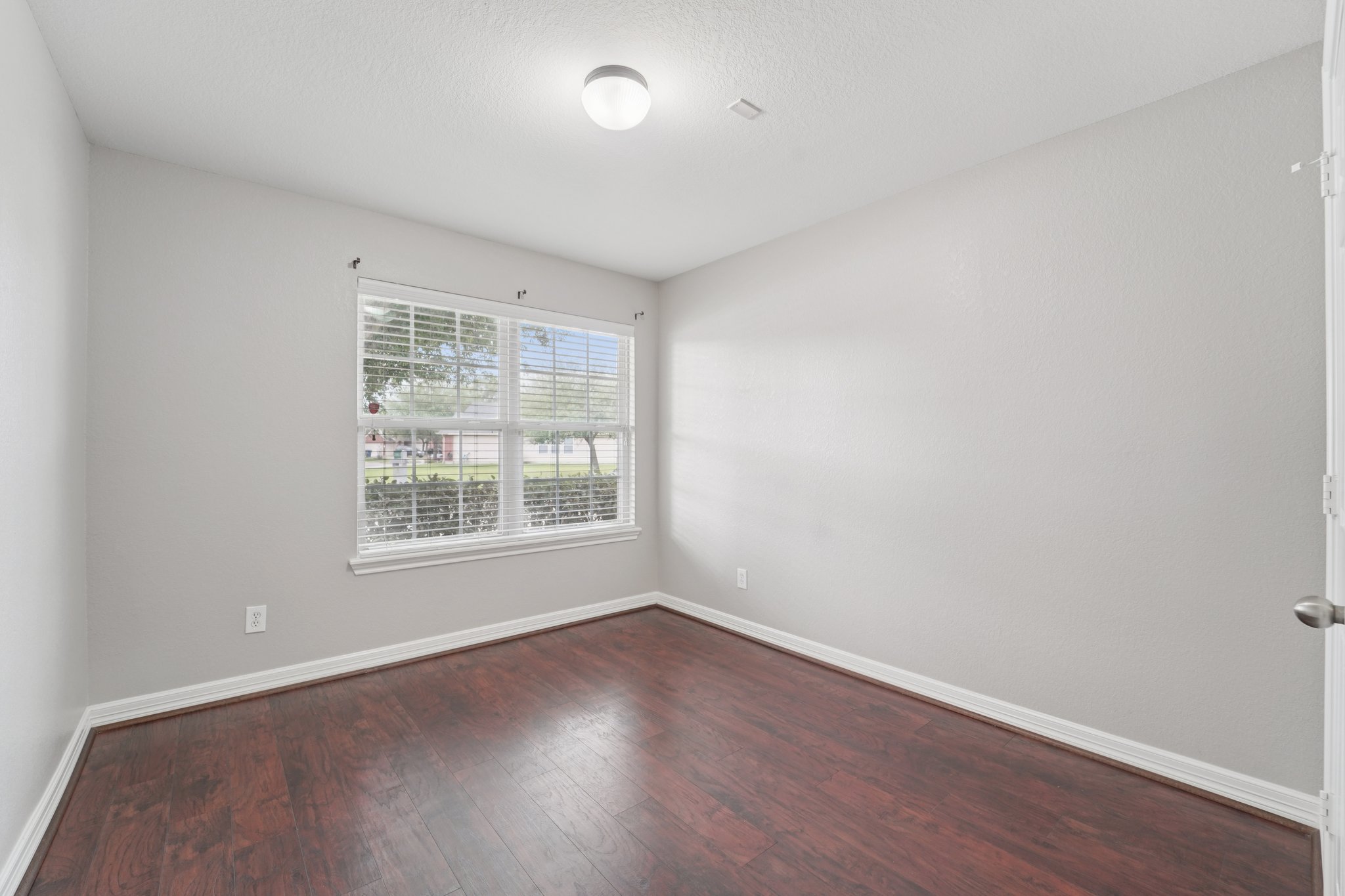 Brayford Pl Dr-S1204-018.jpg