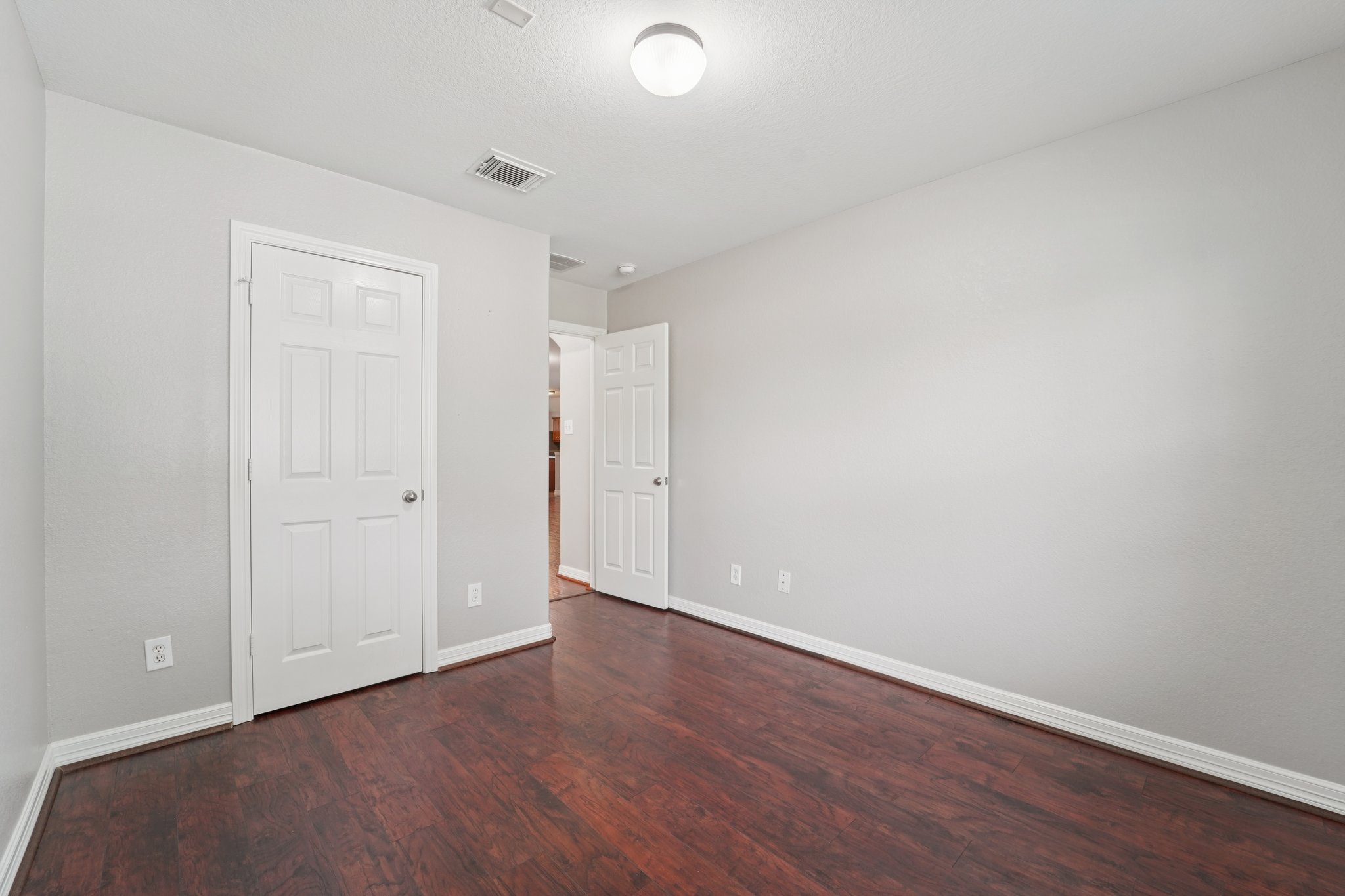 Brayford Pl Dr-S1204-019.jpg