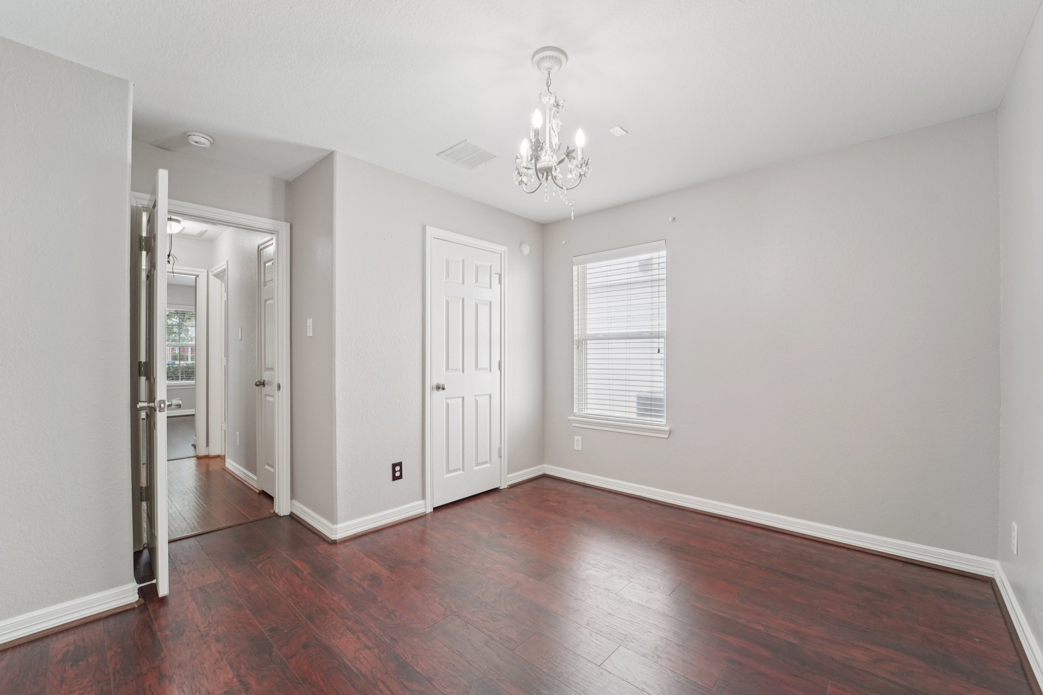 Brayford Pl Dr-S1204-022.jpg