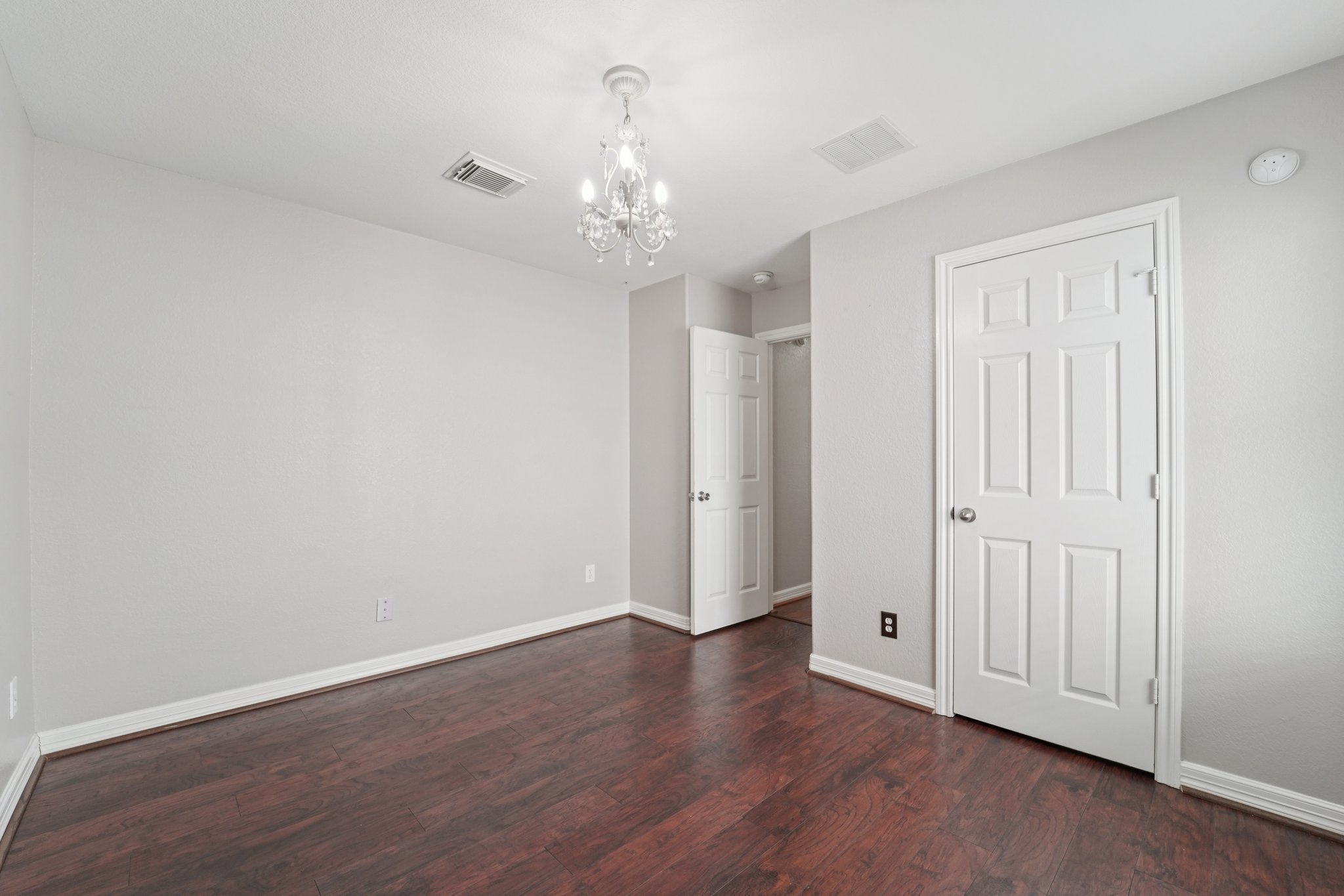 Brayford Pl Dr-S1204-023.jpg