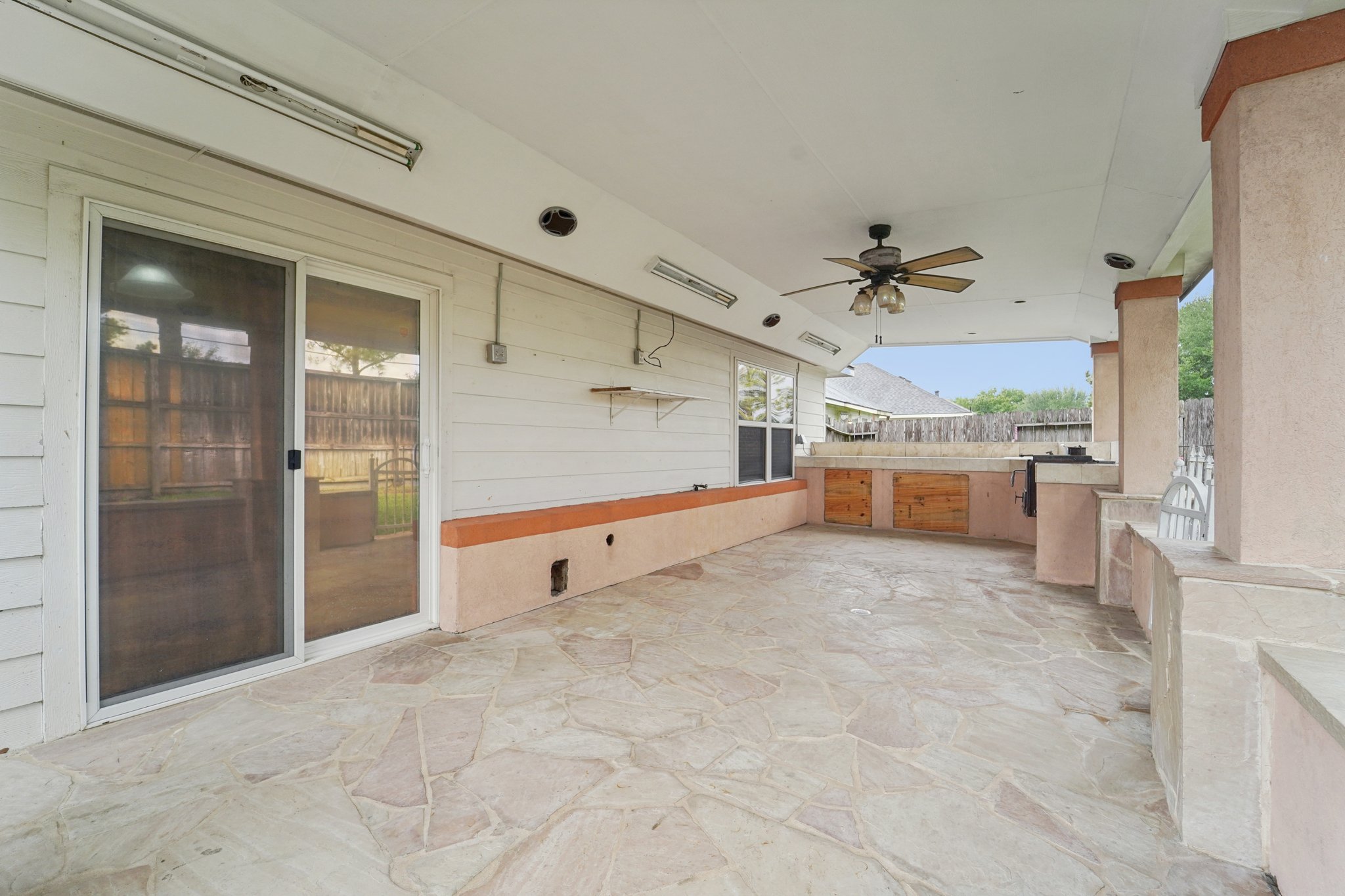 Brayford Pl Dr-S1204-026.jpg