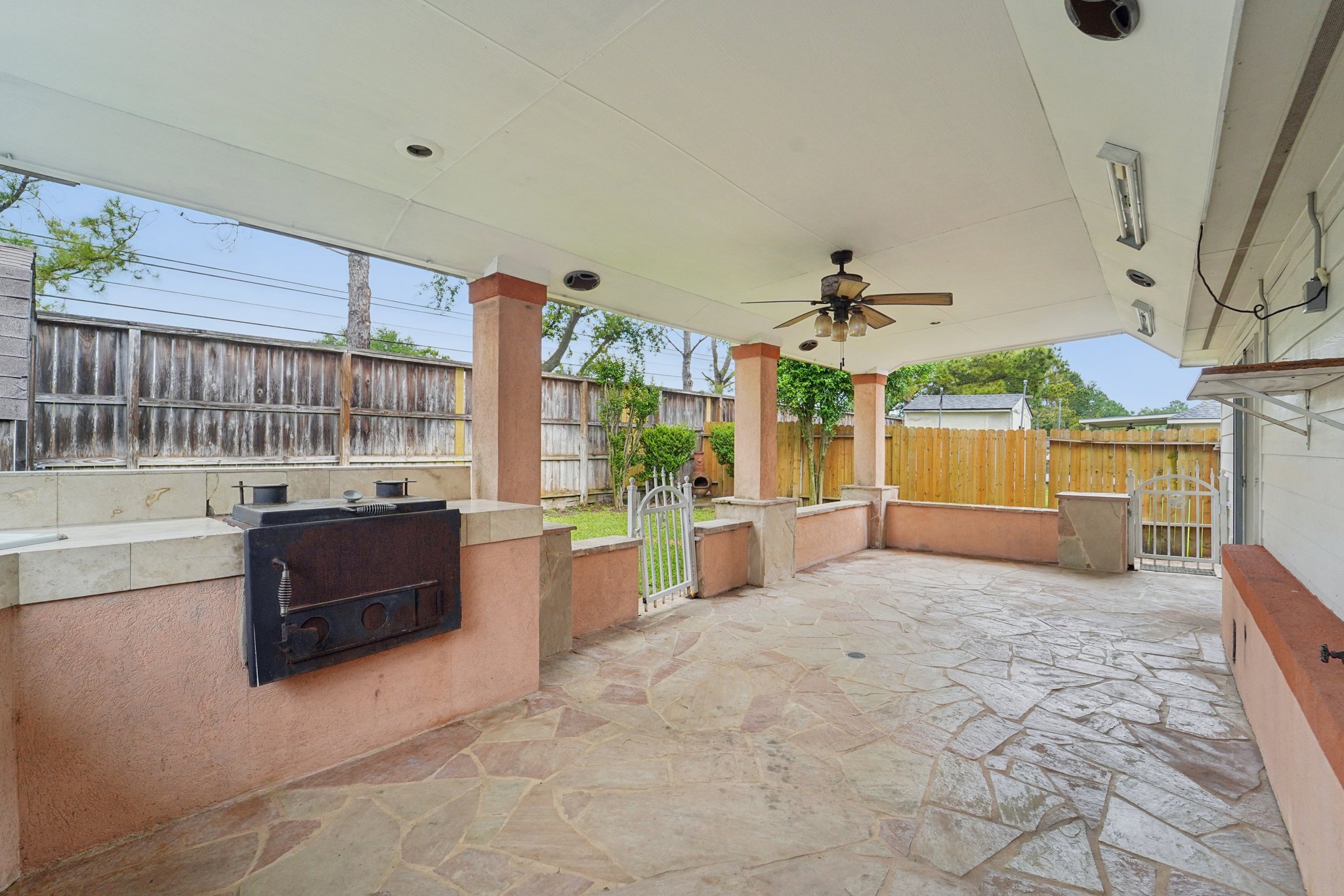 Brayford Pl Dr-S1204-027.jpg