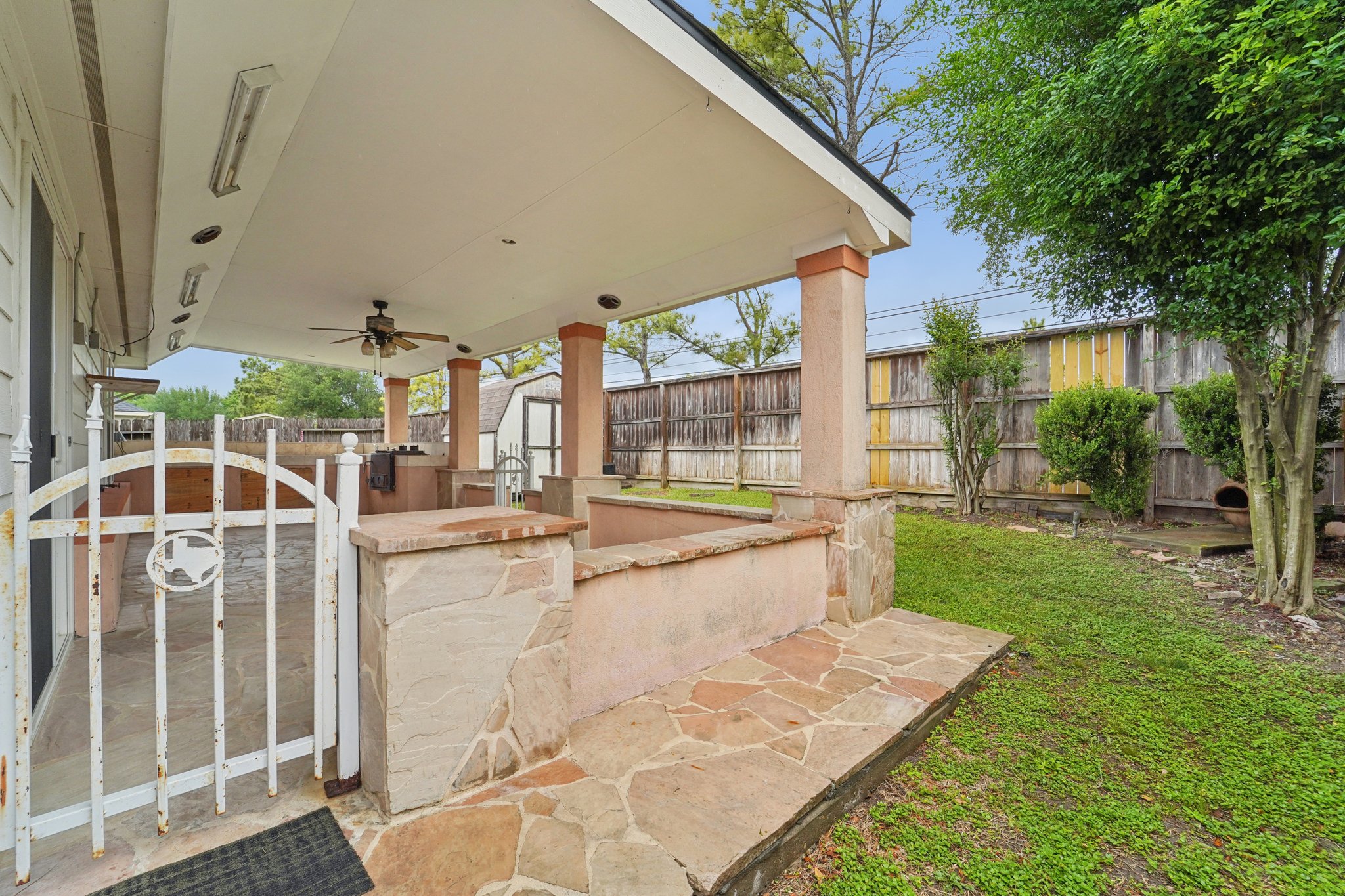 Brayford Pl Dr-S1204-030.jpg