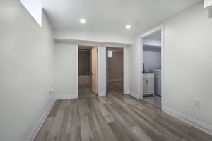  Photo 49