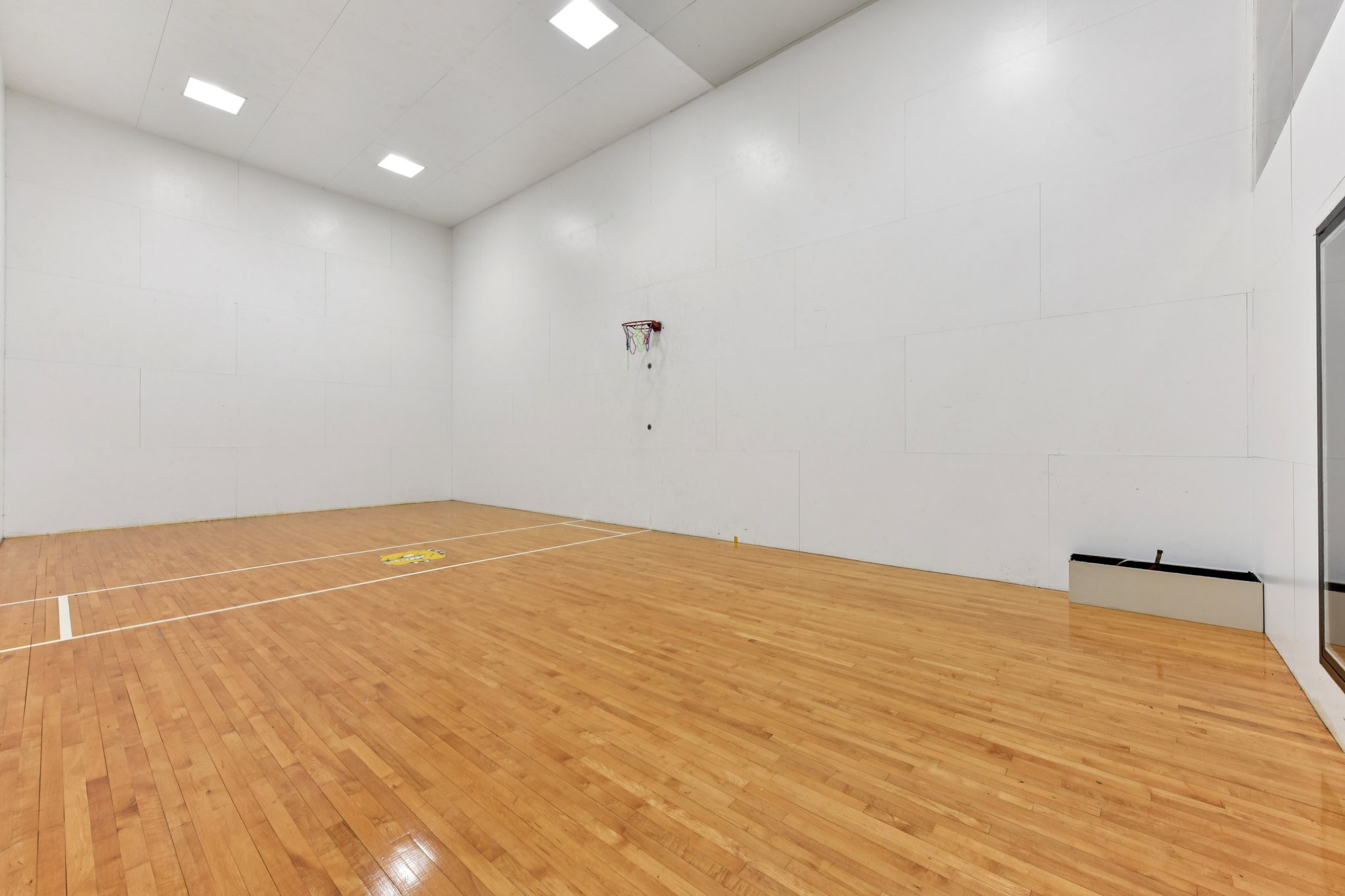 Eagle Trl-S0104-019.jpg