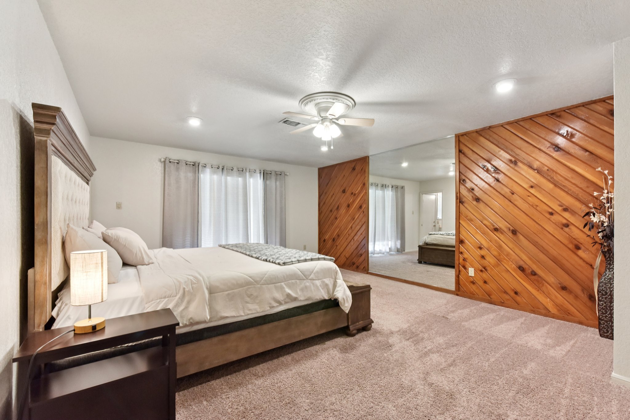 Eagle Trl-S0104-021.jpg