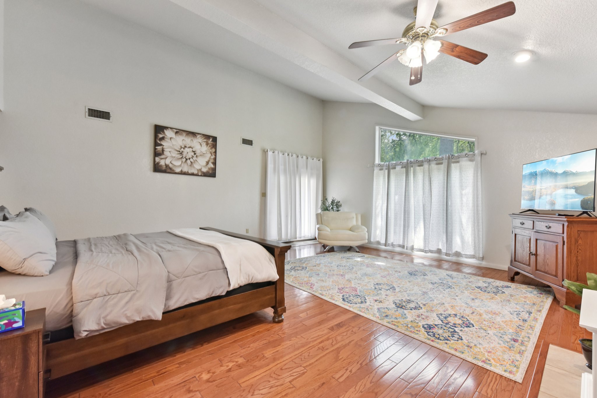 Eagle Trl-S0104-027.jpg