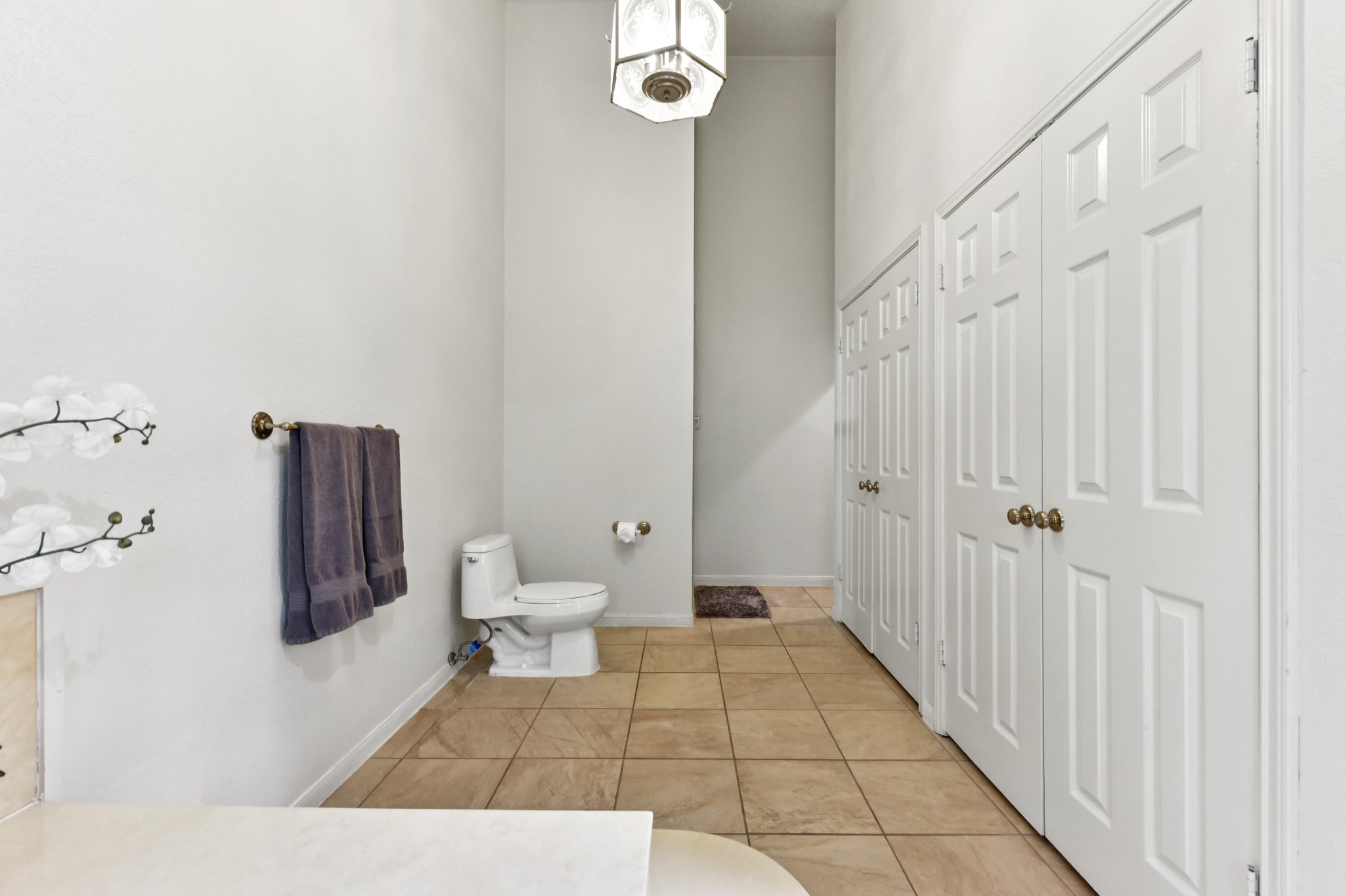 Eagle Trl-S0104-032.jpg