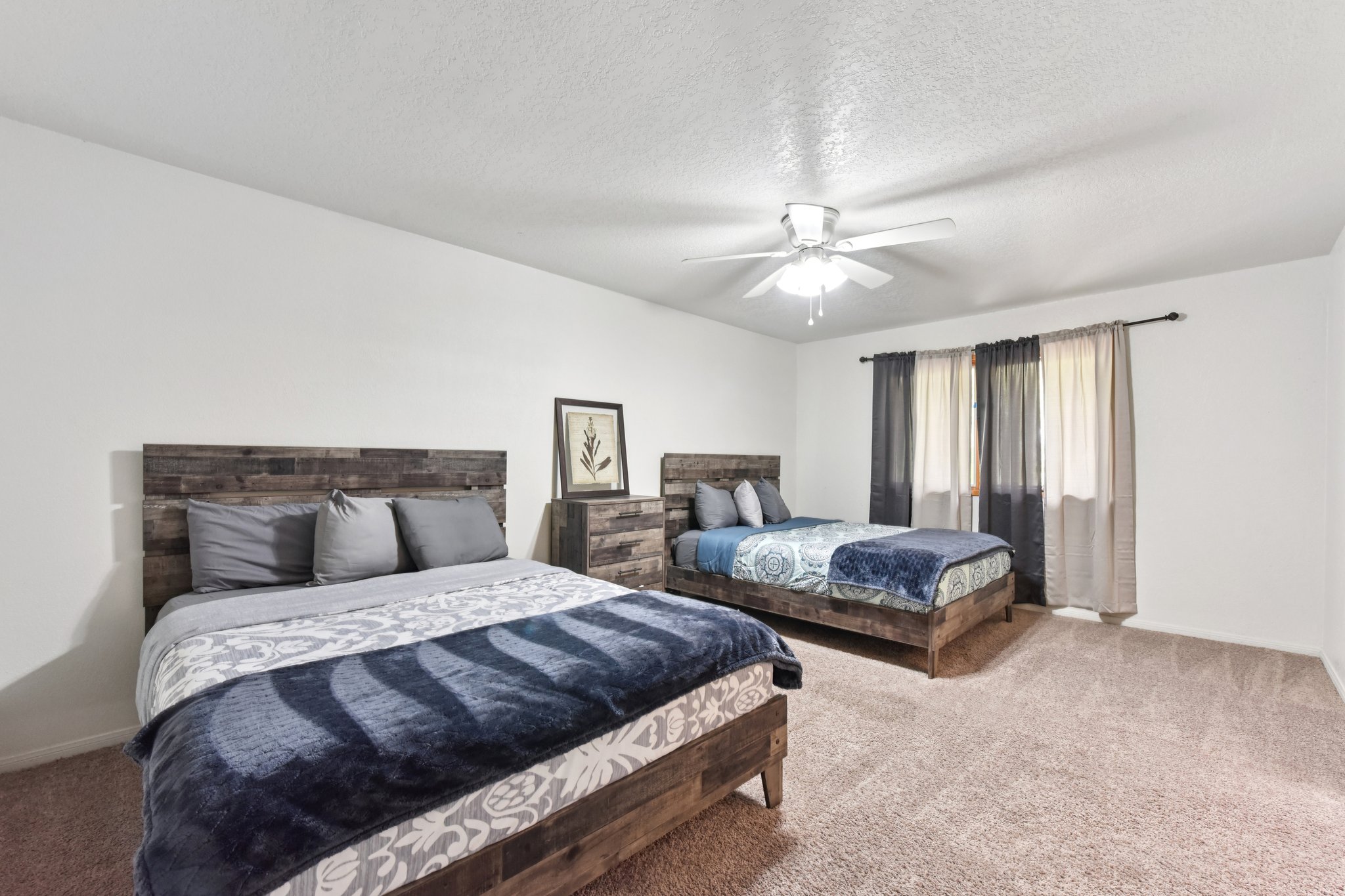 Eagle Trl-S0104-034.jpg