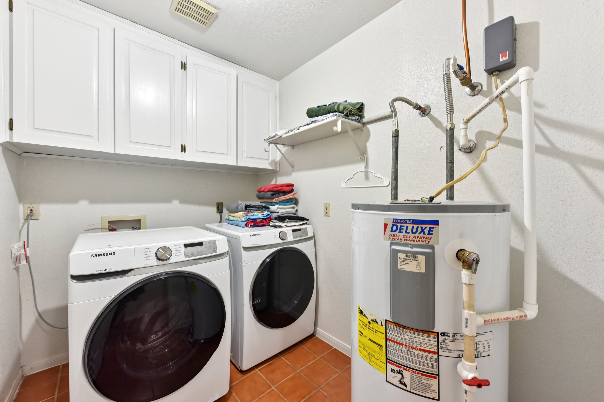 Eagle Trl-S0104-053.jpg