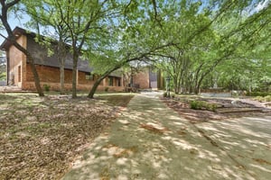 Eagle Trl-S0104-002.jpg