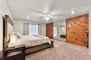 Eagle Trl-S0104-021.jpg