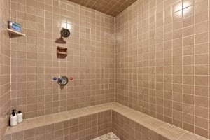 Eagle Trl-S0104-024.jpg