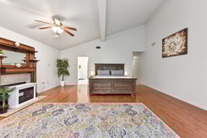 Eagle Trl-S0104-026.jpg