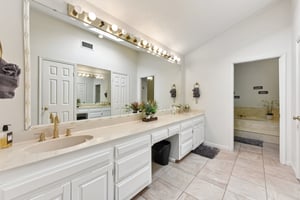 Eagle Trl-S0104-028.jpg