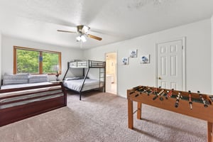 Eagle Trl-S0104-039.jpg