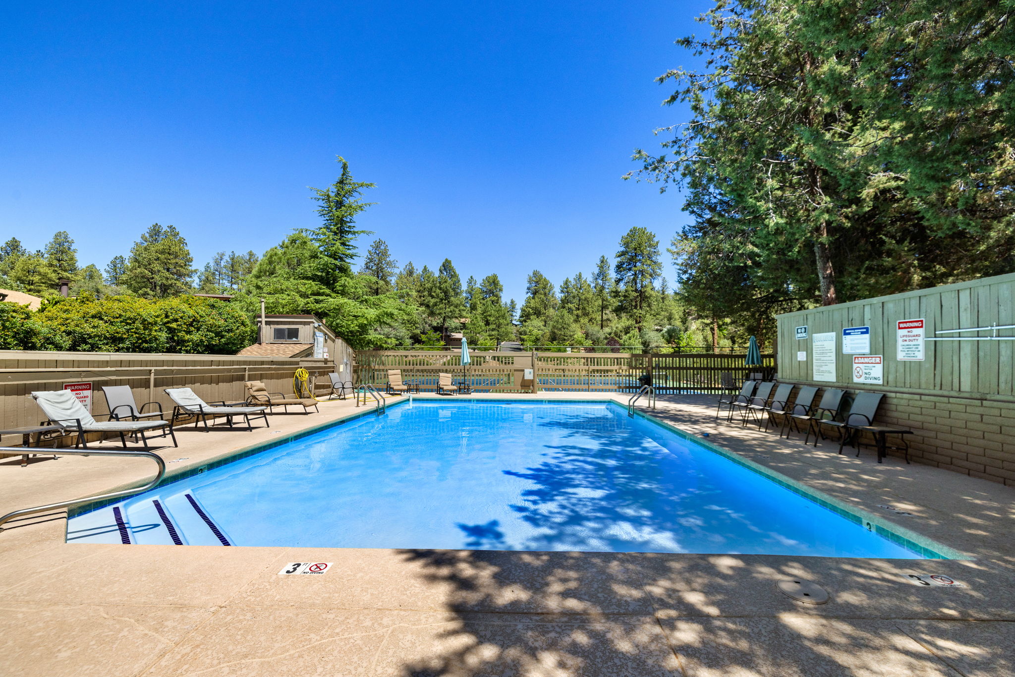 Pool_8