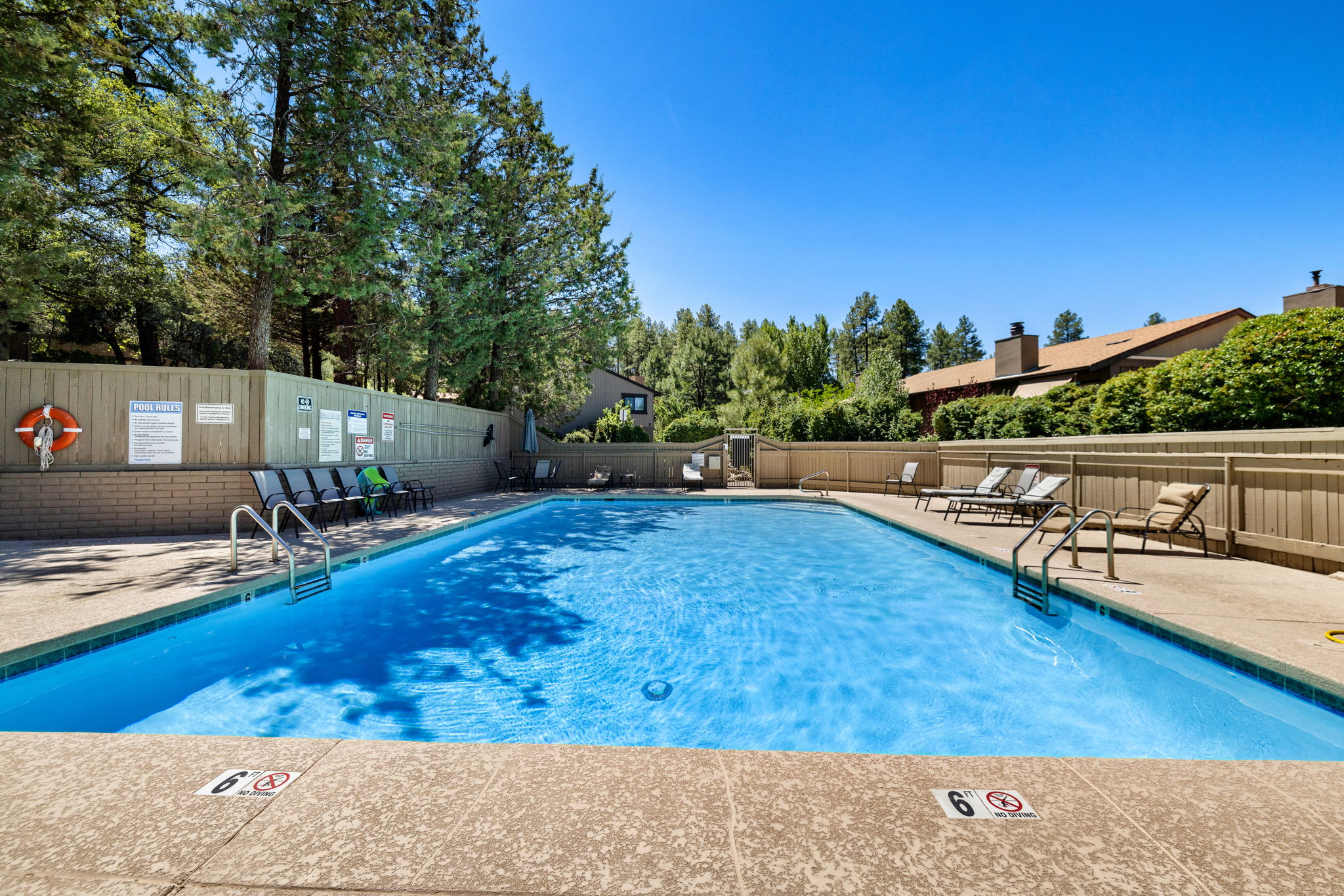 Pool_6