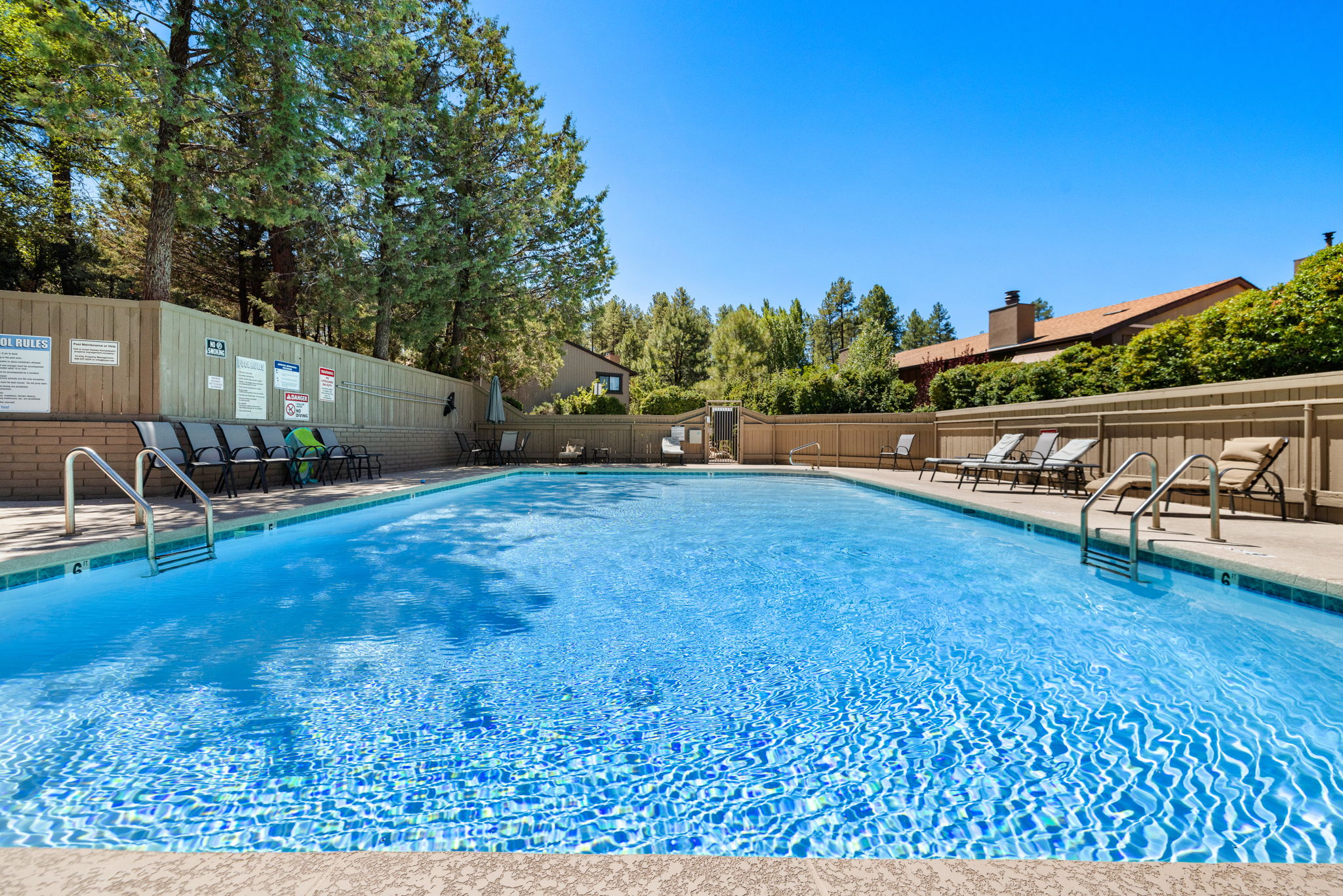 Pool_4