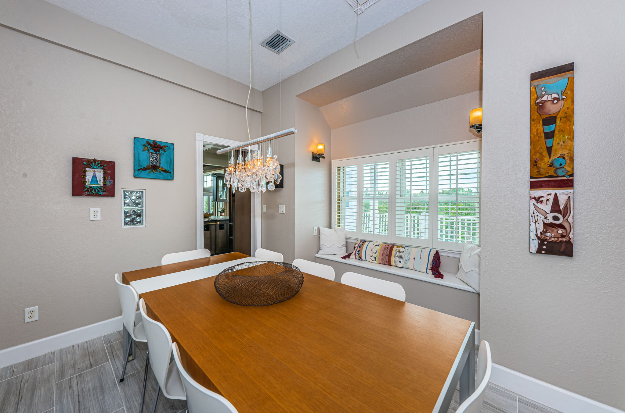 Second Level Bathroom Dining Room2