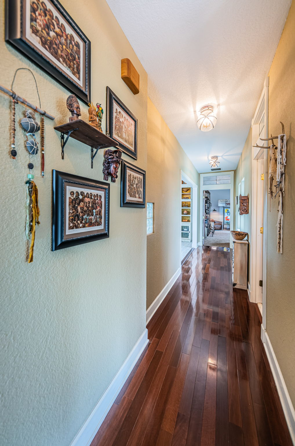 Second Level Hallway Hallway2