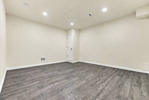  Photo 49