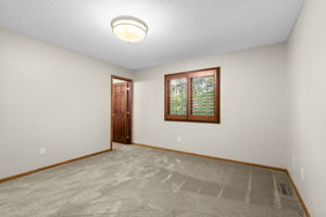  Photo 51