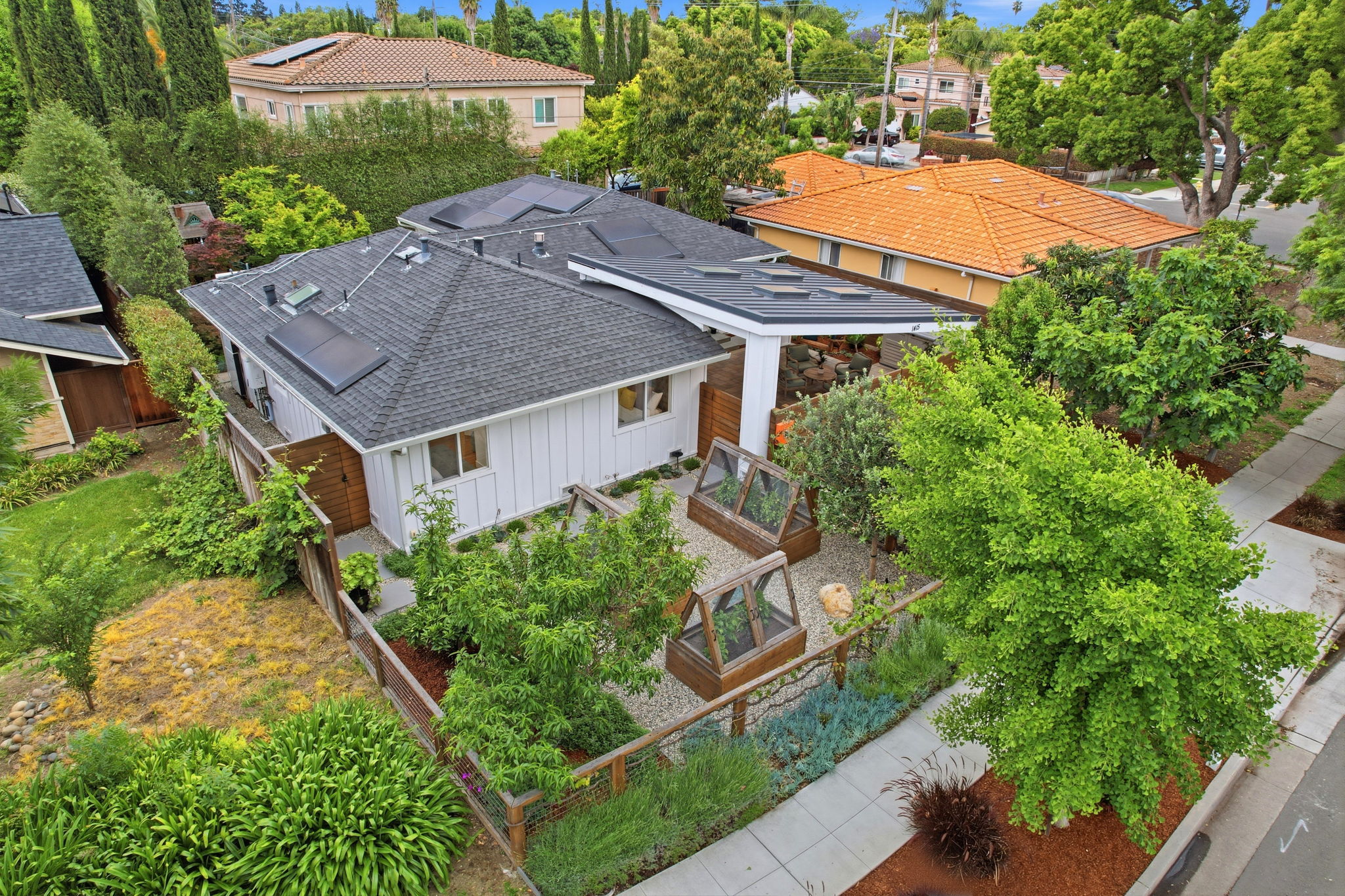 002_F8_AERIAL_1415 Carmel Dr