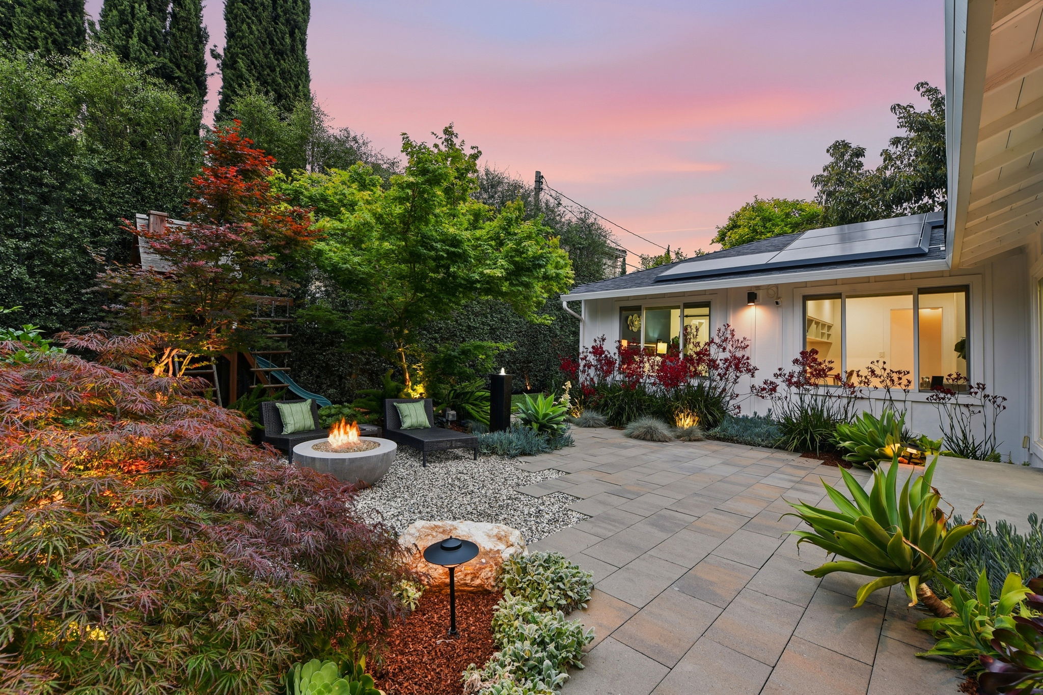 008_F8_TWILIGHT_1415 Carmel Dr