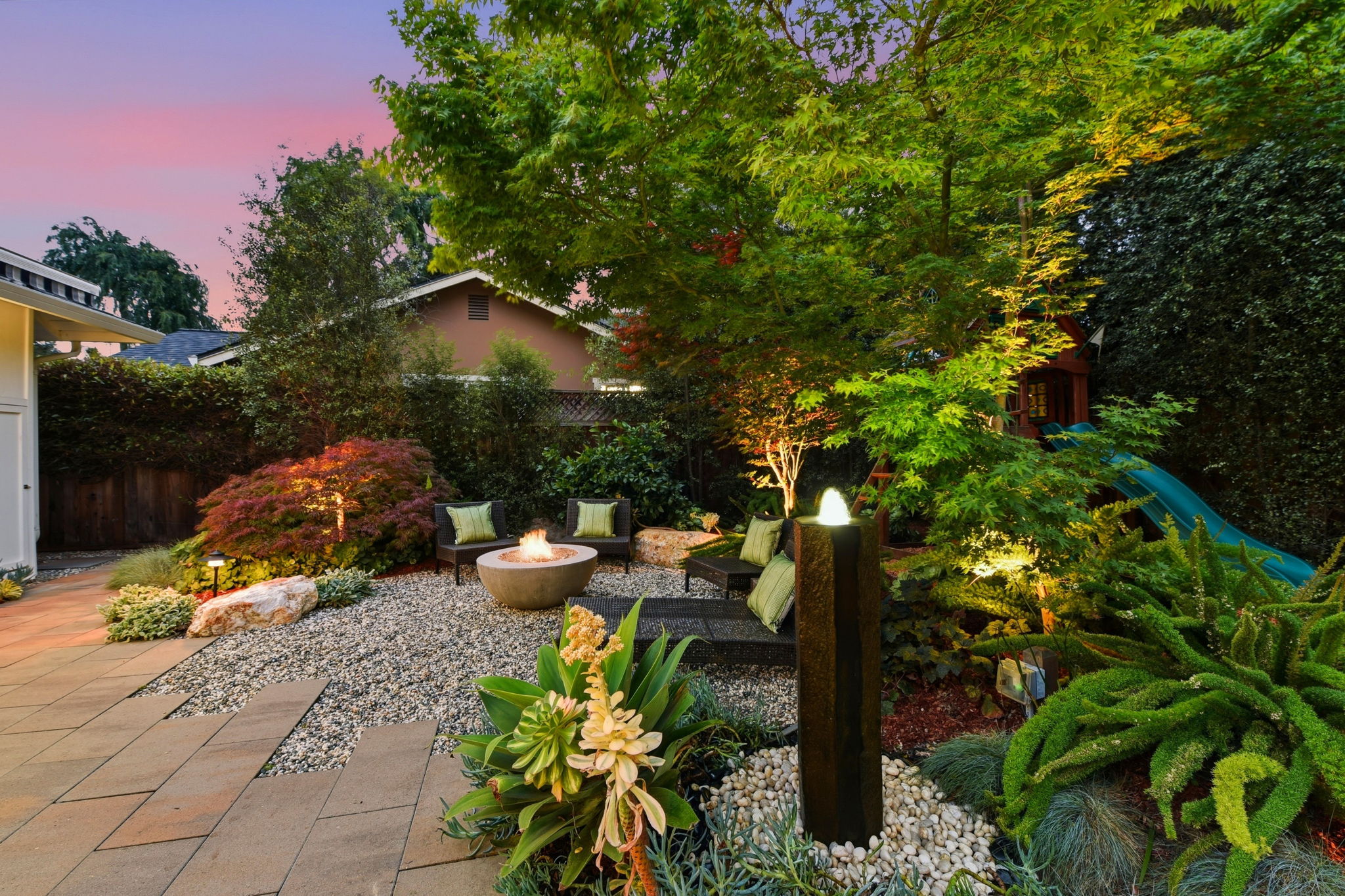 016_F8_TWILIGHT_1415 Carmel Dr