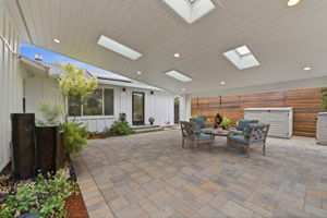 004_F8_1415 Carmel Dr