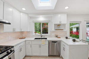 011_F8_1415 Carmel Dr