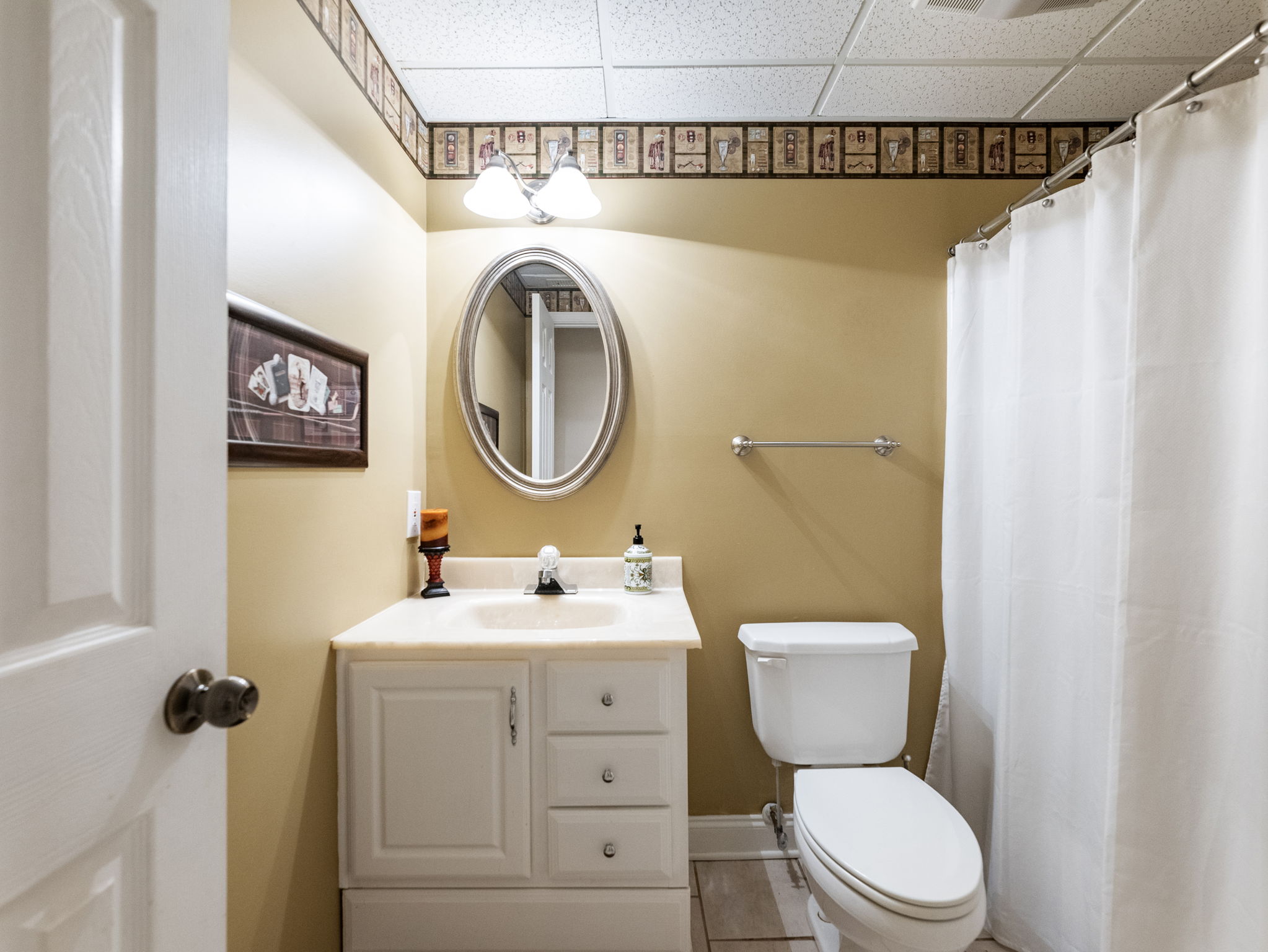 Terrace Level Full Bath