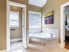 Master Ensuite