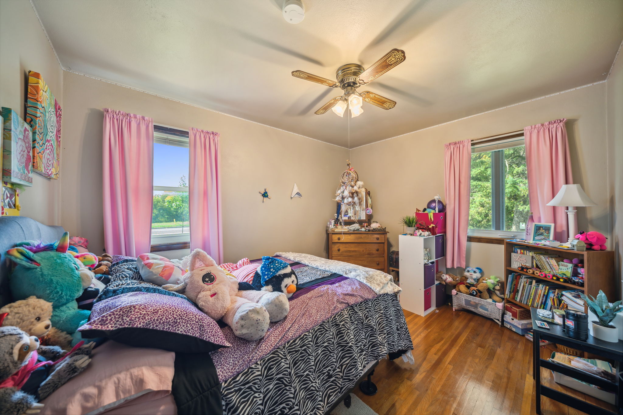 09_secondary Bedroom