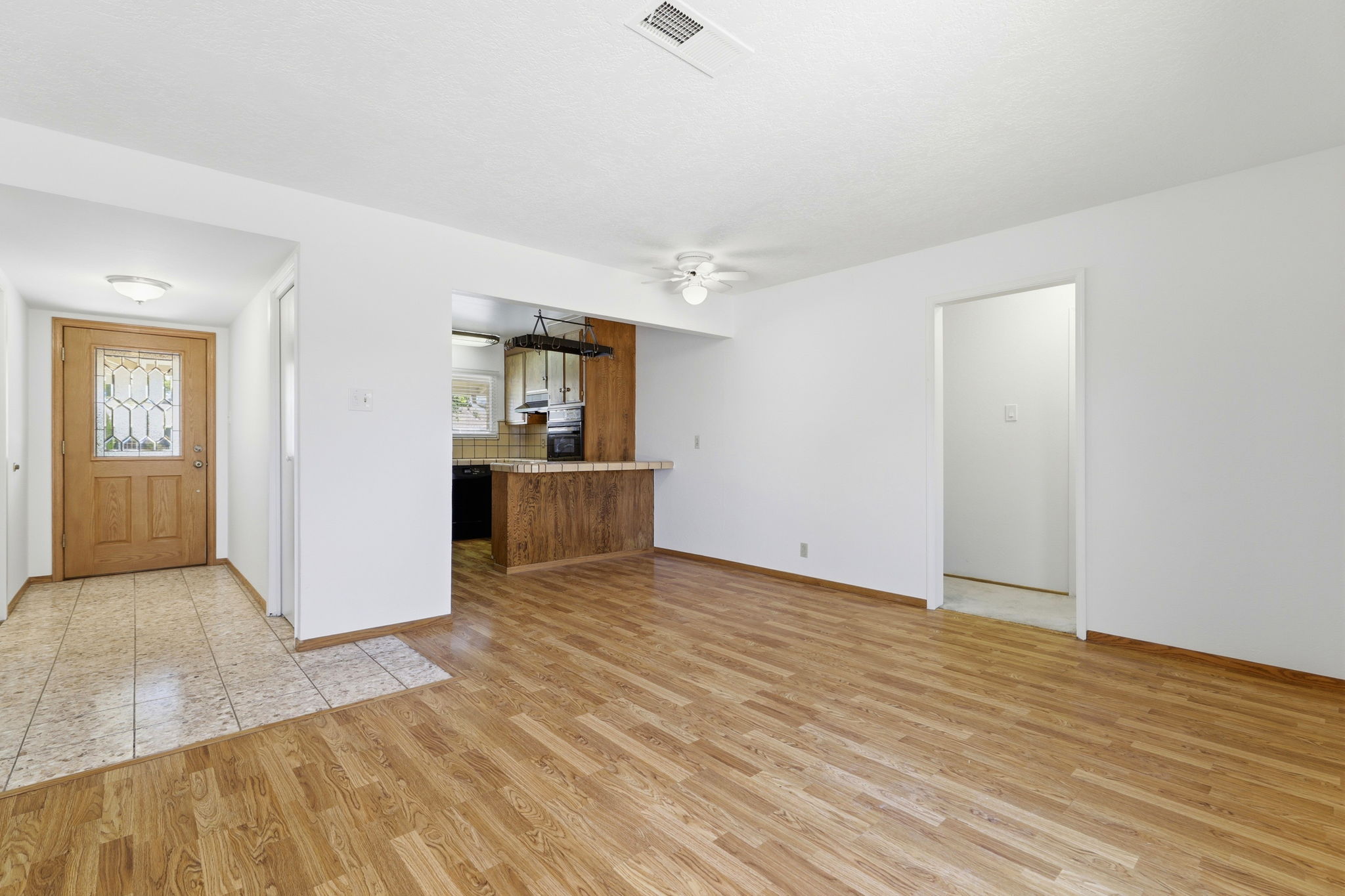 007_F8_1415 Santa Fe Dr