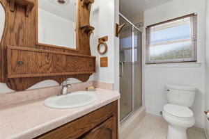 027_F8_1415 Santa Fe Dr