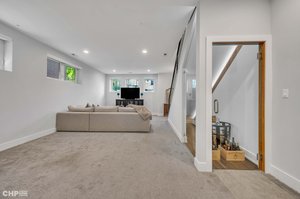  Photo 37