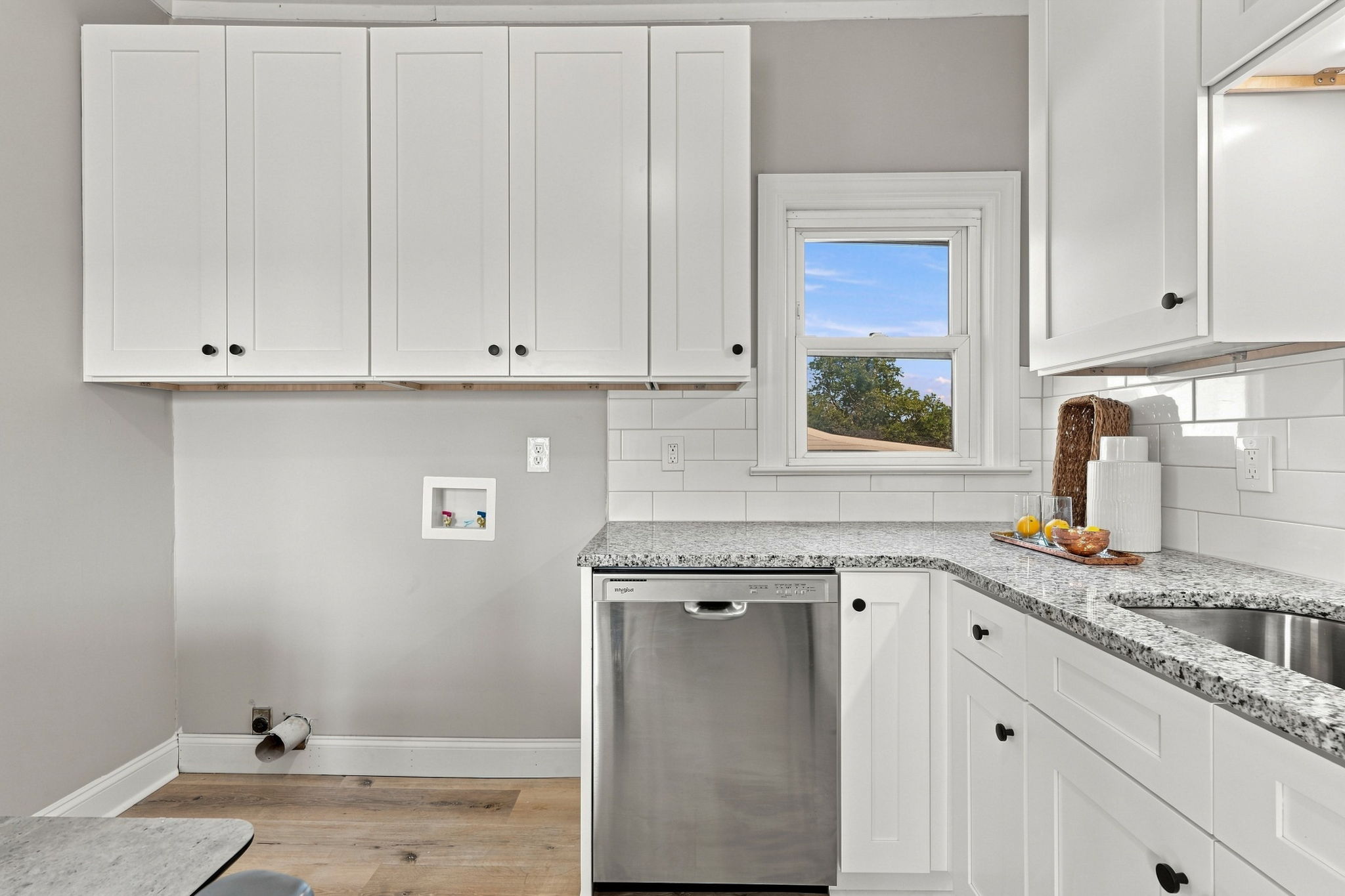 Kitchen Dining Laundry