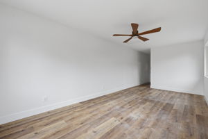  Photo 55