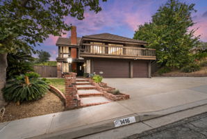 Photo 0