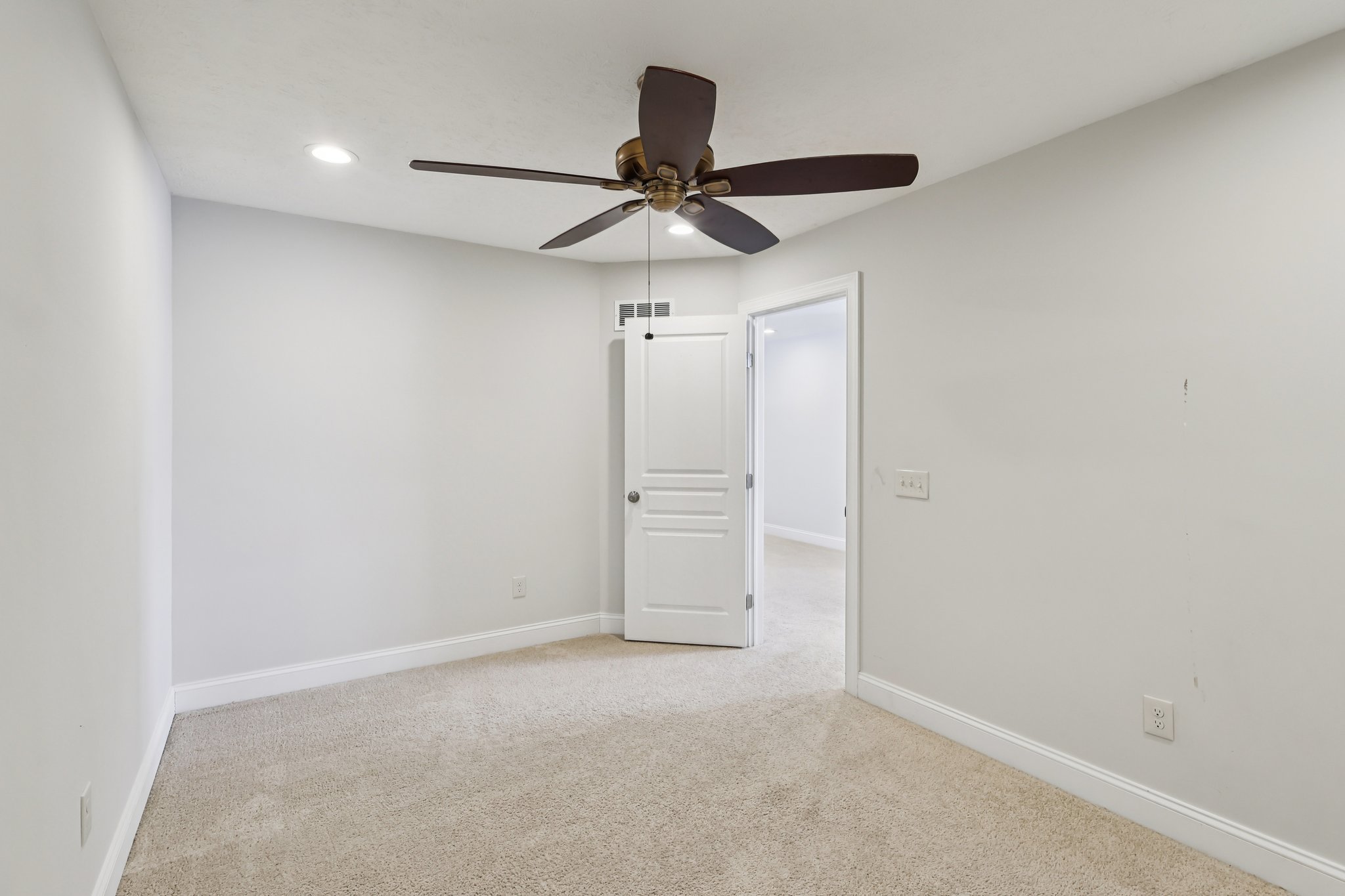 Spyglass Hill Dr-S2402-049.jpg