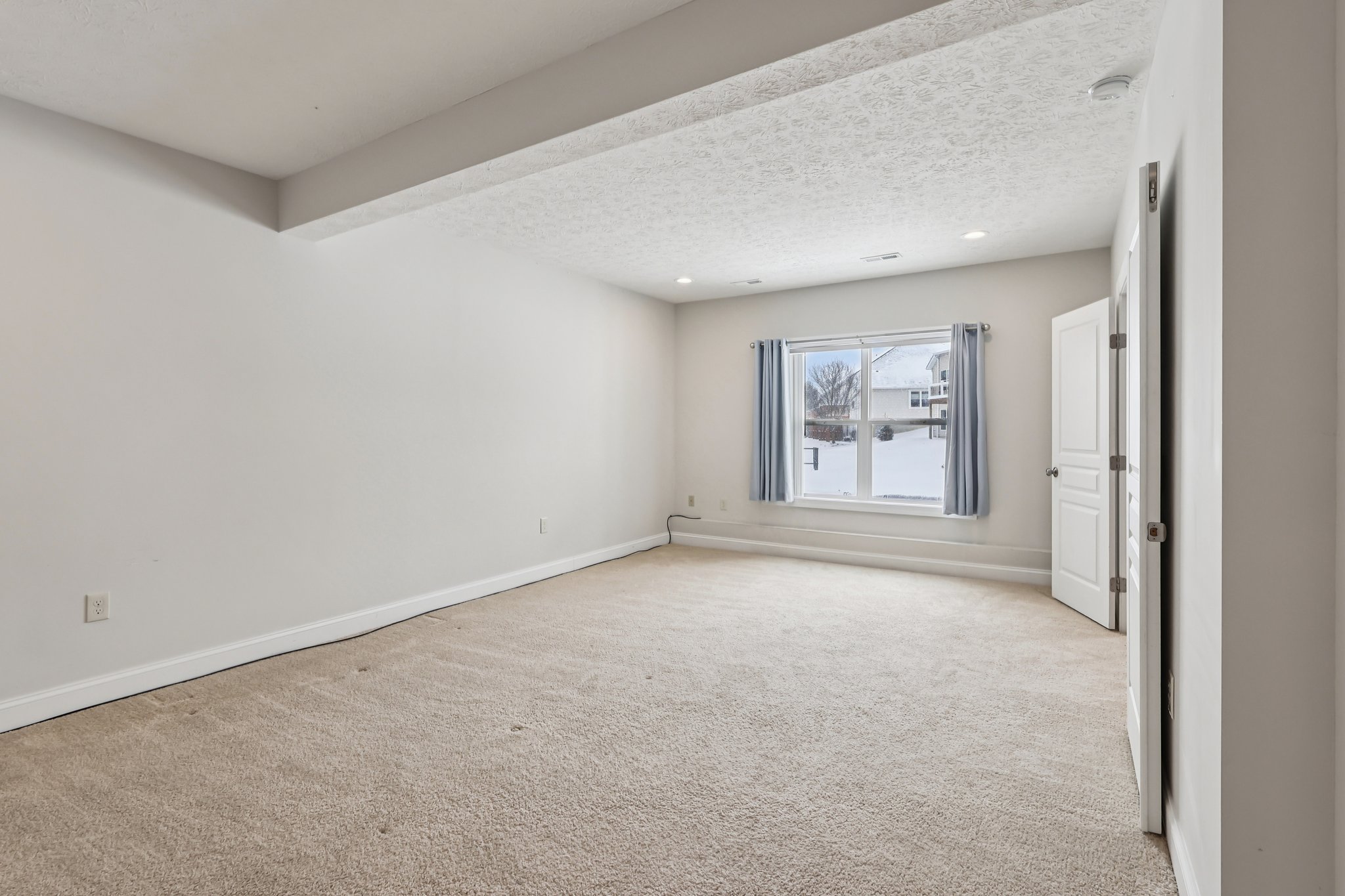 Spyglass Hill Dr-S2402-050.jpg